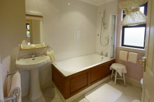 bathroomslow2.jpg